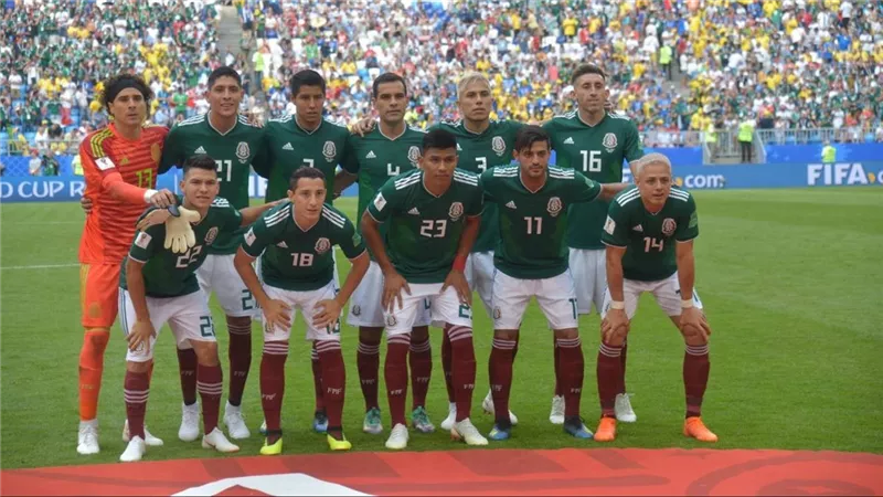 عودة أوتشوا.. مدرب مصر السابق يعلن قائمة المكسيك استعدادا لكأس العالم