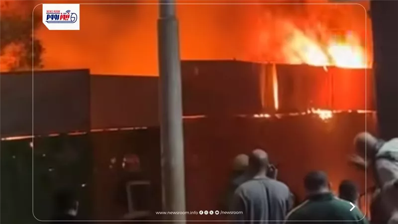 حريق هائل بمخزن خردة بحي باغوص بالفيوم.. والدفع بـ7 سيارات إطفاء