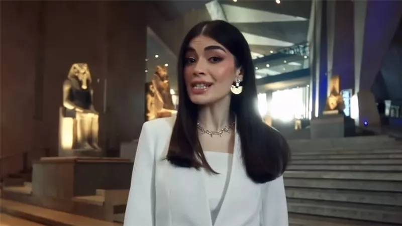 ليلى زاهر بطلة الفيديو الترويجي لحفل المرأة المصرية بالمتحف المصري الكبير 