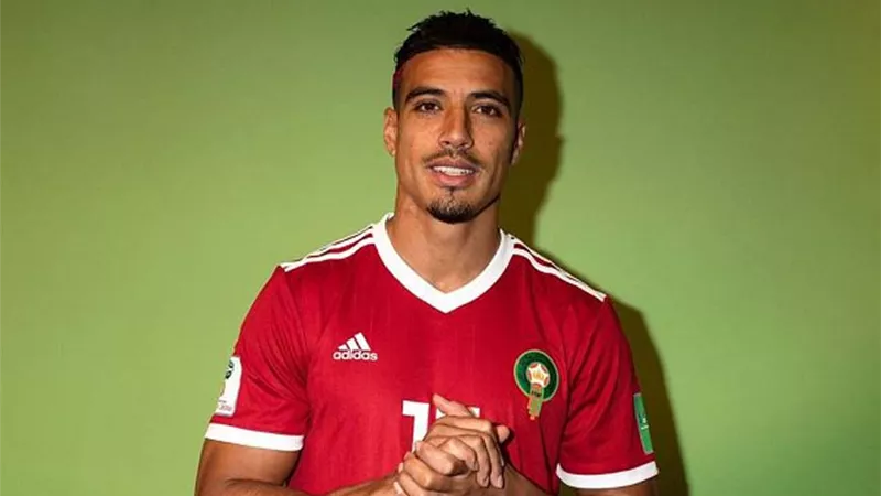 نجم منتخب المغرب يسخر من منتخب السنغال بعد سحب اللقب القاري