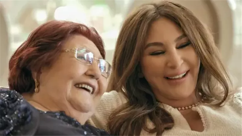 إليسا توجه رسالة لولدتها: 