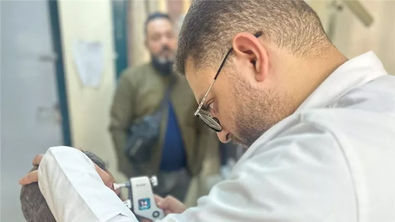 يوم علمي للكشف المبكر عن المياه الزرقاء وصرف العلاج بالمجان بمستشفى طب الأزهر 