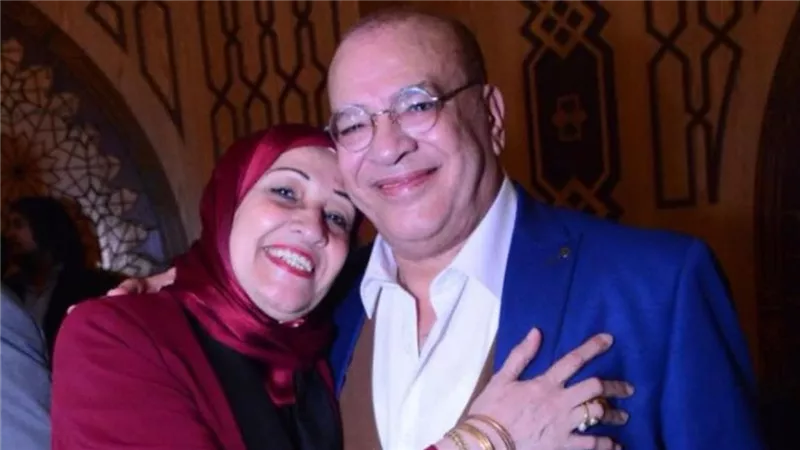 أم أصغر من ولادها .. رسالة صلاح عبدالله لشقيقته في عيد الأم