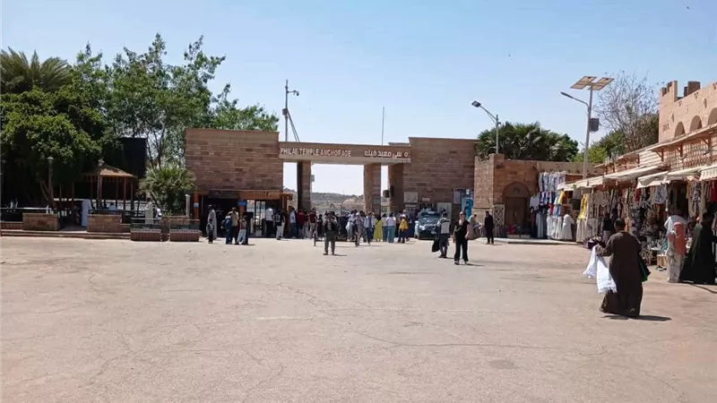 محافظ أسوان يوجه برفع كفاءة المواقع والمناطق الأثرية للاحتفال بعيد الفطر 