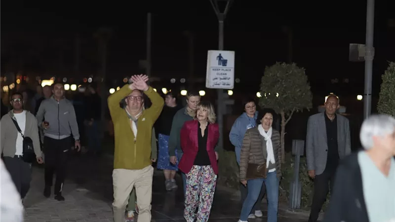 الطبيعة الخلابة والعيد ..أبناء انجلترا وروسيا وفرنسا وبولندا بزيارة لبنى سويف 