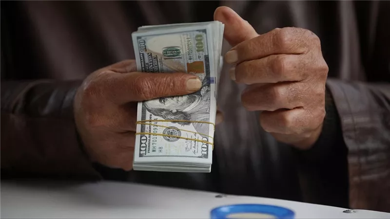 سعر الدولار اليوم الأحد 2-8-2026 في البنوك.. ارتفاع طفيف أمام الجنية ببداية التعاملات