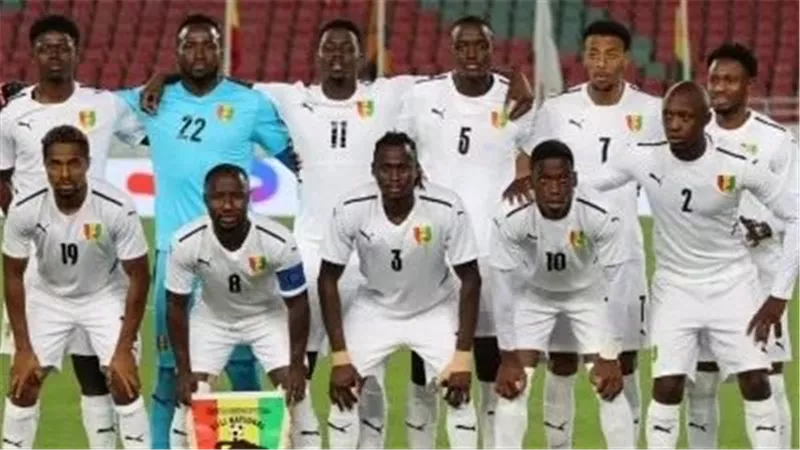 مفأجاة .. الاتحاد الغيني يوضح حقيقة طلبه الحصول على كأس الأمم من المغرب 1976