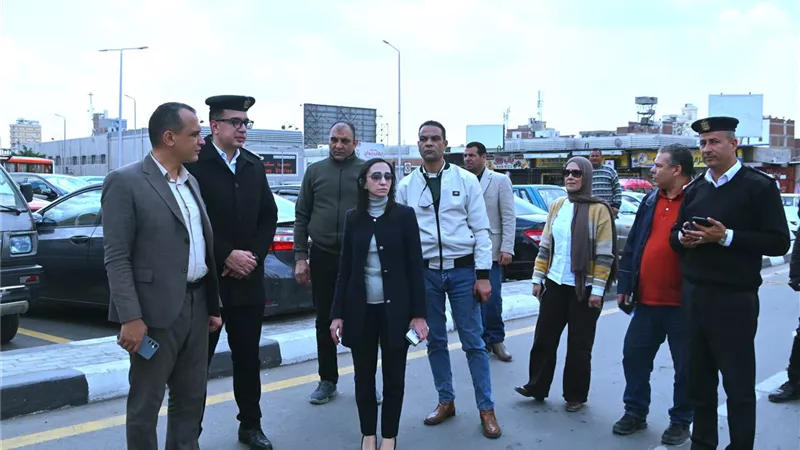 محافظة البحيرة تتفقد عددا من شوارع دمنهور وتؤكد على تكثيف أعمال النظافة 