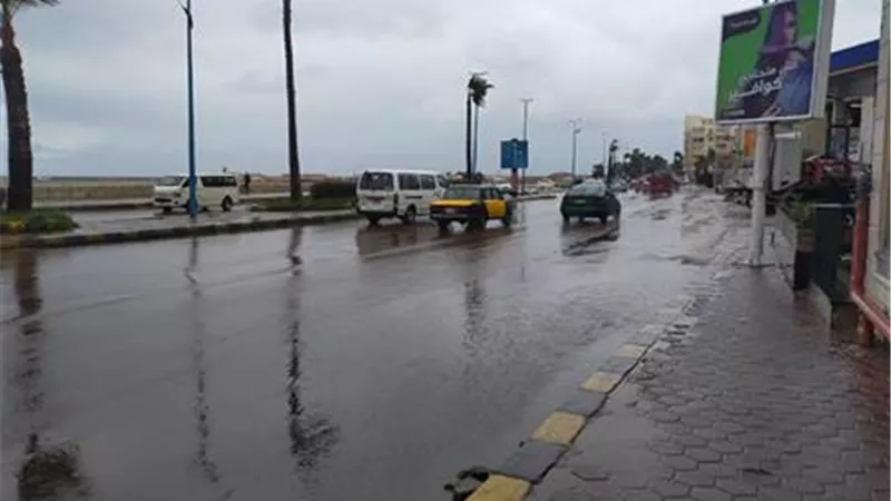 محافظ الإسكندرية يتفقد محطة التنقية الشرقية ويؤكد الجاهزية لمواجهة النوة
