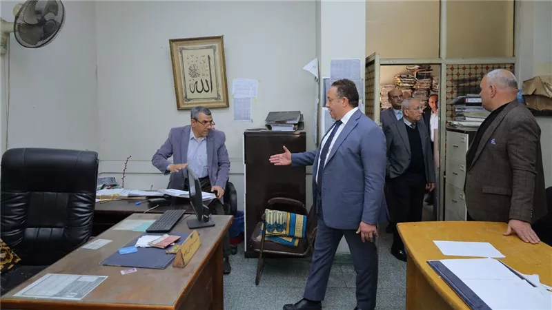 نقيب المهندسين الجديد يتفقد مبنى النقابة العامة ويبحث تطوير الإدارات المختلفة
