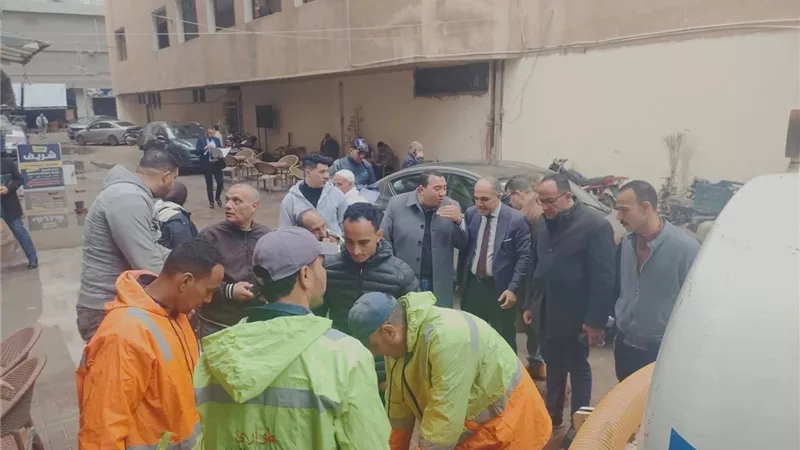 طوارئ بكفر الدوار لمواجهة الأمطار وسحب تجمعات المياه