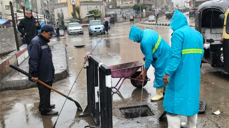 محافظ الغربية يتابع تداعيات موجة الطقس السيئ لحظة بلحظة من مركز السيطرة