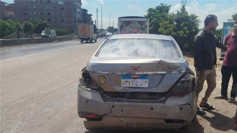 دون إصابات.. انزلاق سيارتين بسبب الأمطار على طريق القاهرة–الإسكندرية الزراعي