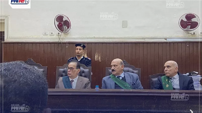 دفاع المتهم بقتل صديقه يطالب باستدعاء الطبيبة الشرعية لمناقشتها 