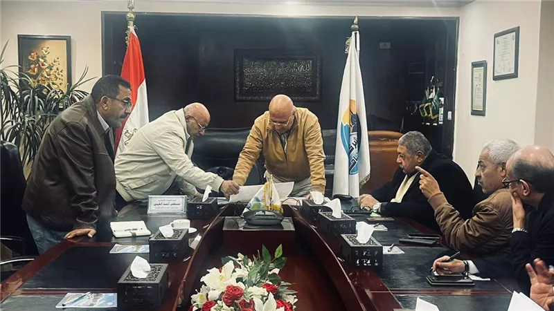 القابضة للمياه تنسق توصيل خط 1400 مم بزهراء المعادي لتعزيز كفاءة الشبكات