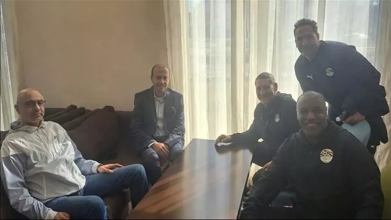 قنصل مصر يزور بعثة منتخب الناشئين بليبيا.. والفراعنة بالزي الأبيض أمام تونس