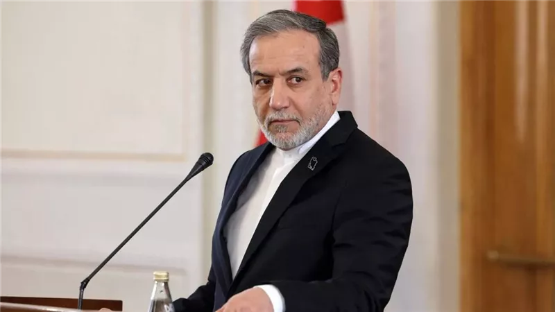 وزير الخارجية الإيراني: لم نسع يوما للحرب وندين جريمة استهداف مدرسة ميناب