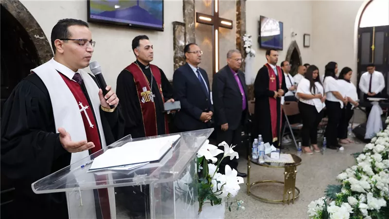 رئيس الطائفة الإنجيلية: الخدمة الحقيقية لا تقوم على ادعاء المعرفة أو الحكمة