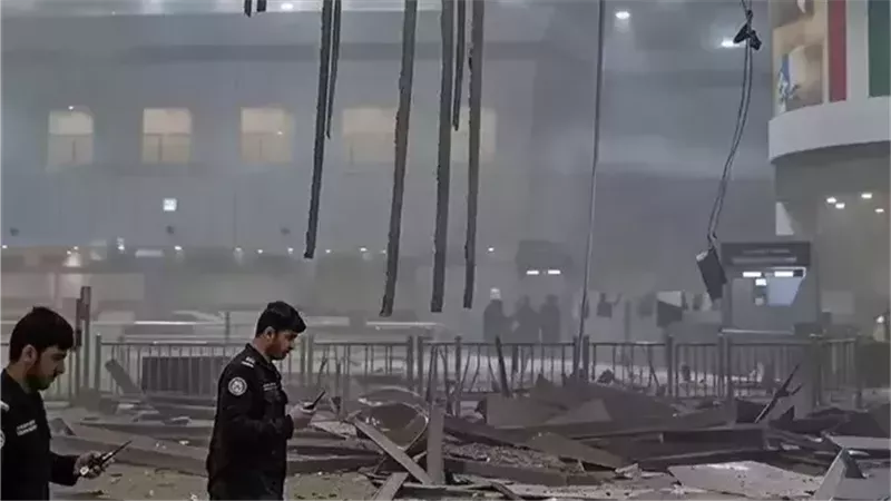 العدوان الإيراني مستمر..الدفاع الكويتية تعلن إصابة عدد من منتسبي الحرس الوطني