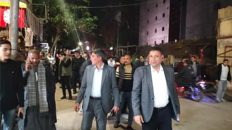 الوحدات المحلية ببني سويف تبدأ تنفيذ قرار مواعيد الغلق |صور 