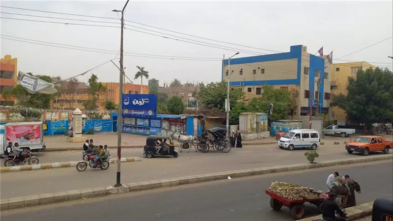 رغم استمرار الغيوم بقنا.. لا تأجيل للدراسة فى مدارس المحافظة 