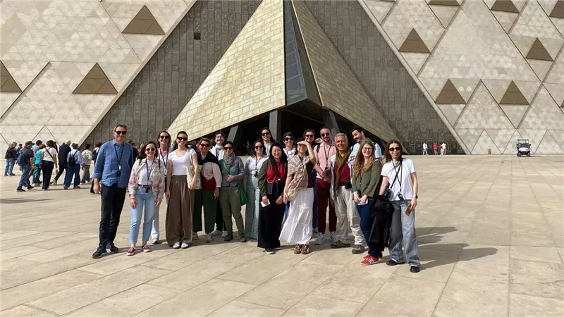 52 شركة سياحية فرنسية تتجول بالقاهرة وتستعرض الإمكانيات السياحية لمصر 