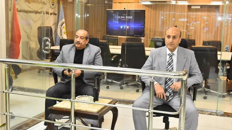 محافظ أسيوط من مركز السيطرة: الالتزام بمواعيد الغلق وتطبيق القانون بحسم