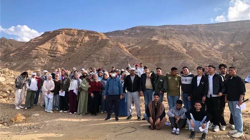 زيارة علمية فعالة لطلاب جيولوجيا البترول بنى سويف لمنطقة الجلالة البحرية