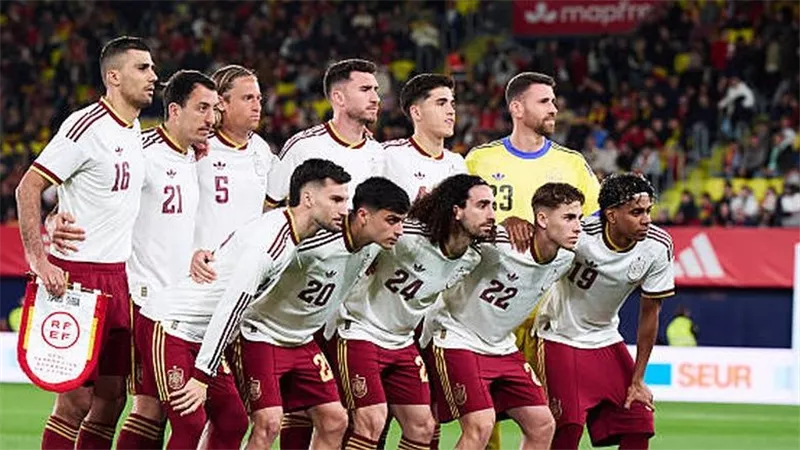 ضربة لمنتخب إسبانيا.. الاتحاد الإسباني يعلن استبعاج نجم الأرسنال أمام مصر