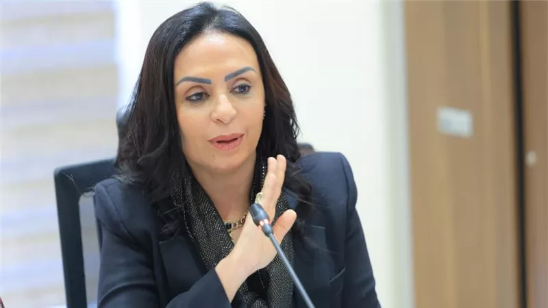 من الأراضي المقدسة.. مايا مرسي توجه تحية خاصة لحجاج الجمعيات الأهلية