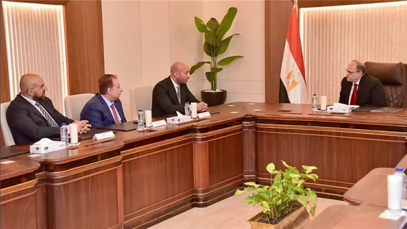 الغمراوي يبحث مع