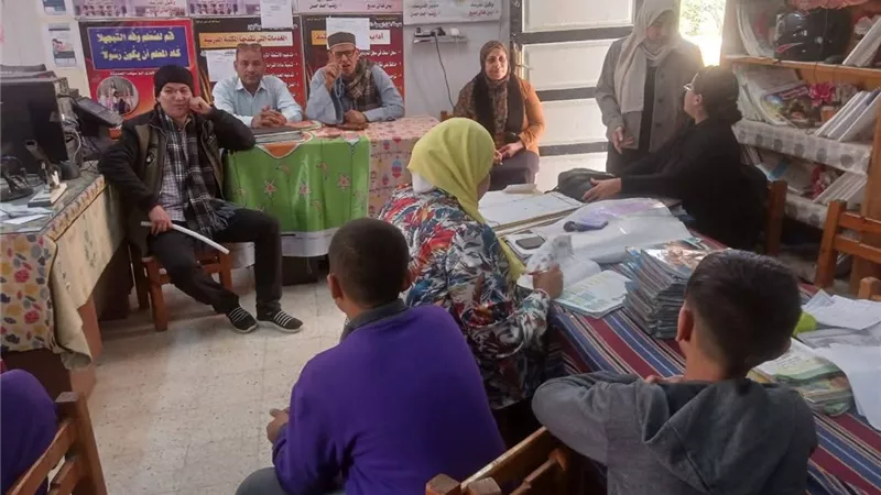 قصور الثقافة بأسيوط تحتفي بعيد الأم.. والمحافظ: فعاليات تعزز القيم 