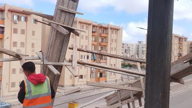 وزارة الإسكان تشن حملات مكثفة لإزالة المخالفات والعشوائيات بالمدن الجديدة