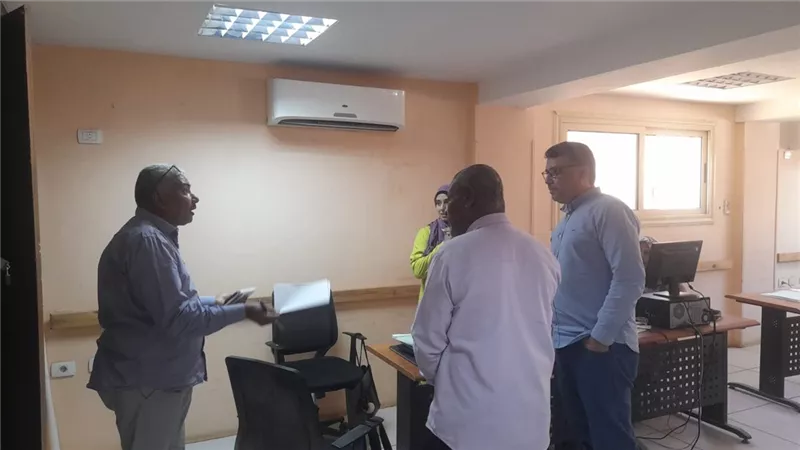 رئيس مدينة الطود بالأقصر يعقد اجتماعًا لتسريع وتيرة الإنجاز بملف التصالح