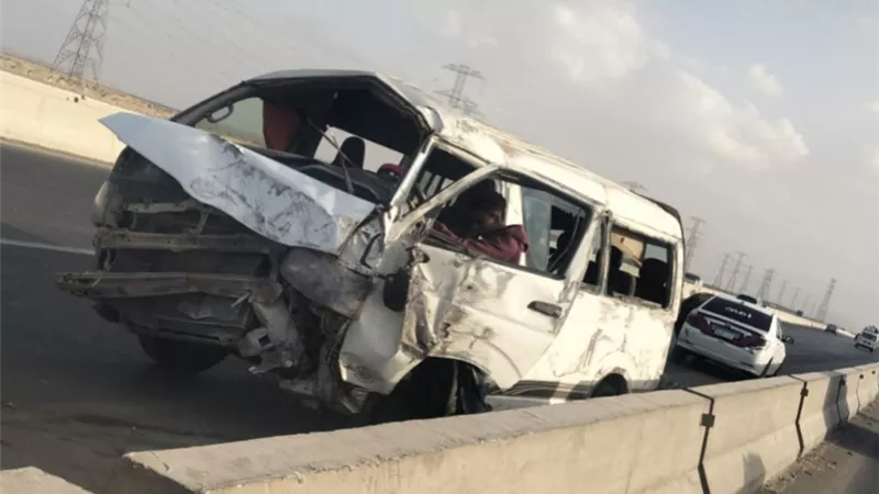 بالاسماء.. إصابة 9 بحادث انقلاب ميكروباص بمدخل ناصر بطريق بنى سويف الفيوم
