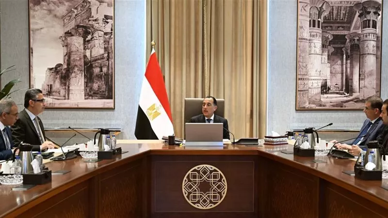 مدبولي يؤكد توافر مخزون آمن من السلع لضبط الأسواق واستقرار الأسعار