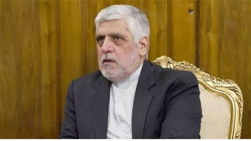 لماذا رفض السفير الإيراني مغادرة لبنان؟.. تفاصيل التوتر بين بيروت وطهران