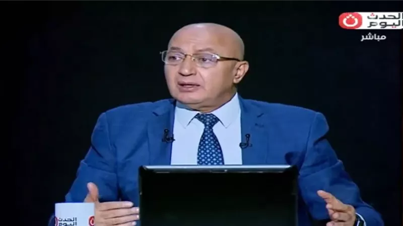 سيد علي يدعو المصريين لتقليل استخدام السيارات: المترو حل عملي للزحام والوقود
