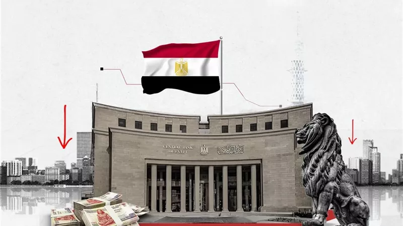 مدحت الشريف: خفض الاستيراد وجذب الاستثمارات الحل.. وتحذير من ضغوط الدولار