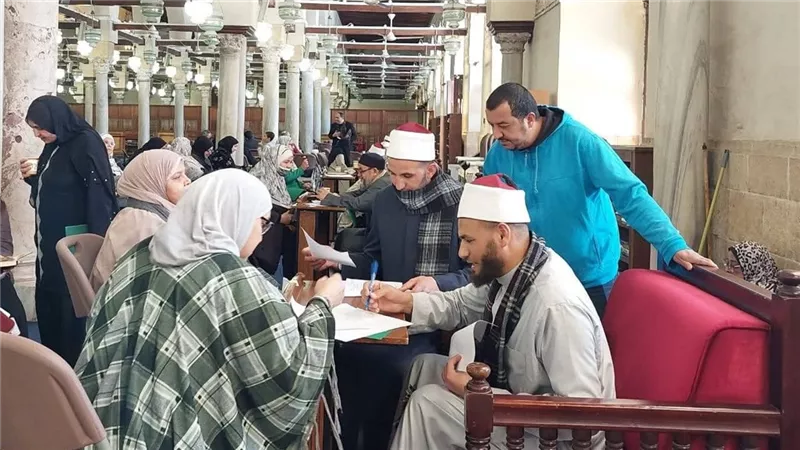 موعد التقديم لرياض الأطفال والصف الأول الإبتدائي الأزهري.. رابط التسجيل