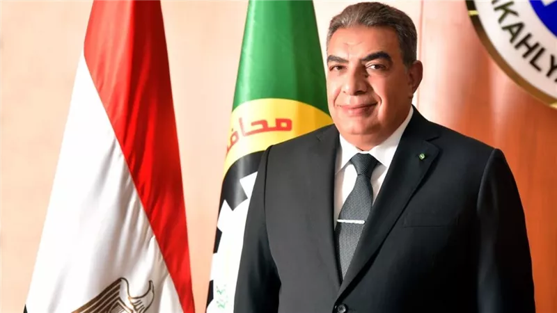 محافظ الدقهلية يتابع أعمال حملة مفاجئة لإزالة الإشغالات بحي غرب المنصورة