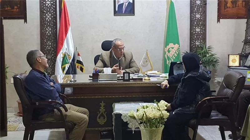 إحالة مديري مدرستين بطوخ بالقليوبية  للتحقيق العاجل لعدم الانضباط والتقصير