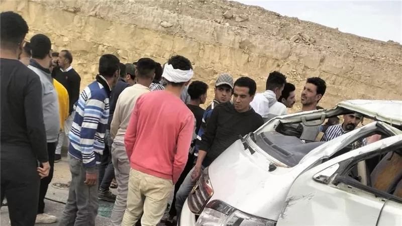 إصابة ووفاة 9 أشخاص فى حادث انقلاب ميكروباص باتجاه حلوان