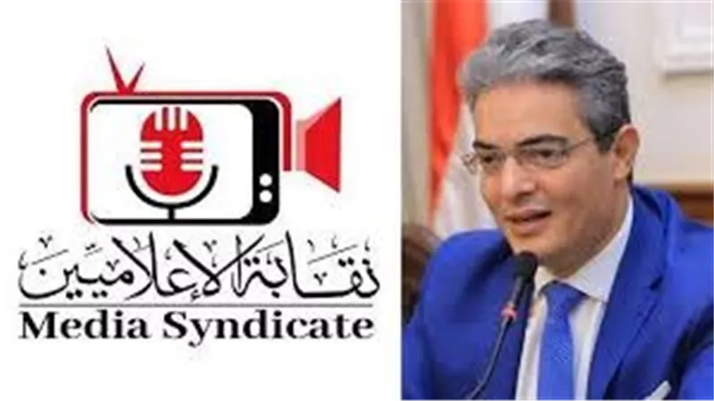 نقيب الإعلاميين يجري اتصالا للاطمئنان على الحالة الصحية للإعلامي عمرو الليثي
