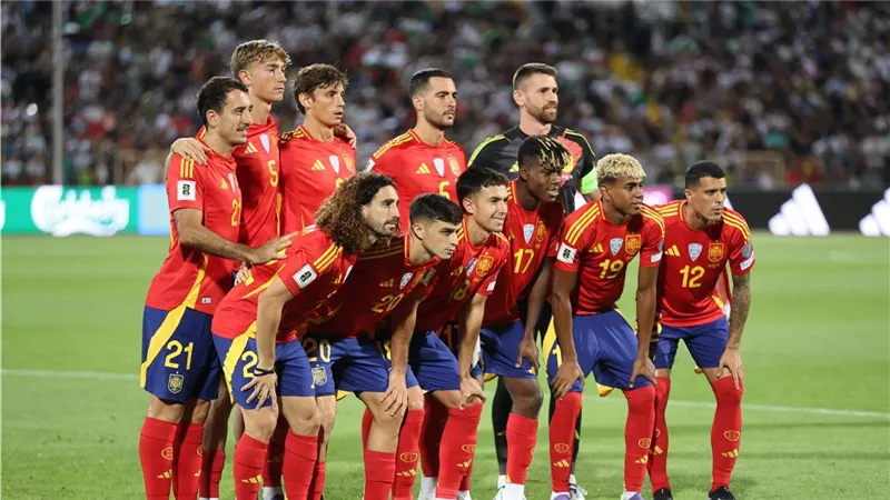 مصر وإسبانيا.. لامين يامال وحارس أرسنال بالتشكيل الرسمي للماتادور