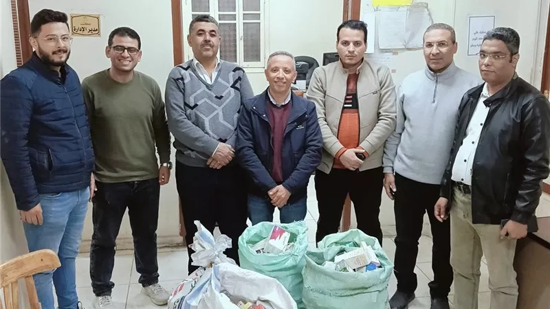 ضبط صيدليات بدون ترخيص بحملة مكبرة بمركز اهناسيا في بنى سويف 