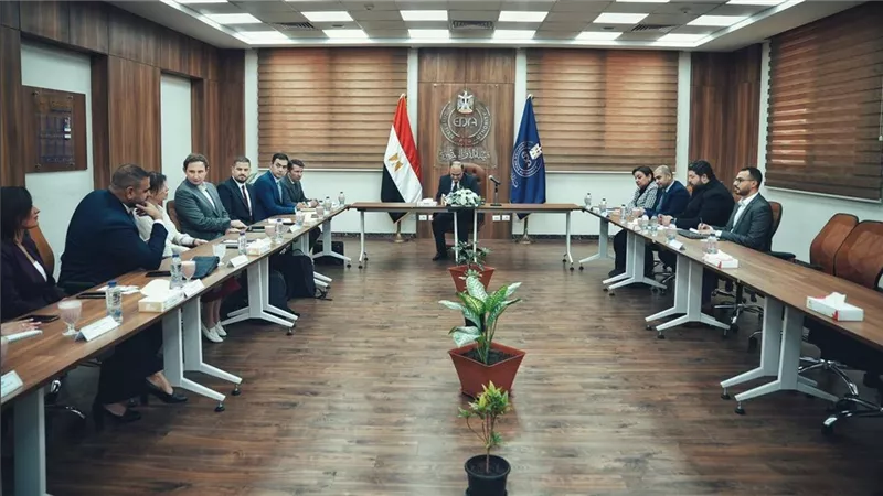 هيئة الدواء تعزز التعاون مع شركات عالمية لتوطين صناعة المستلزمات الطبية بمصر