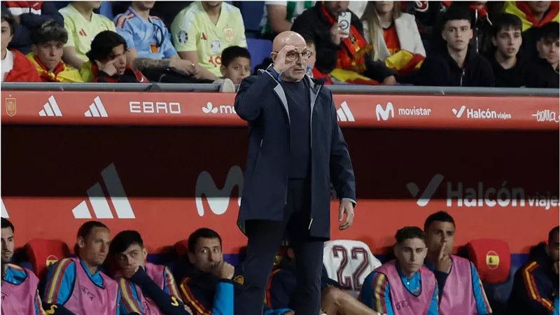 مدرب إسبانيا: ما حدث أمام منتخب مصر وصمة عار وتعلمنا الدرس