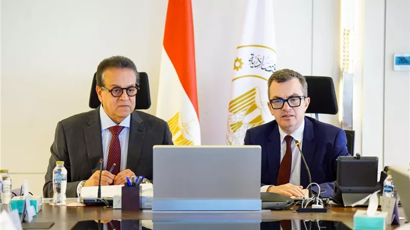 توجيه الاستثمارات العامة للمشروعات الصحية ذات الأولوية في حياة المواطنين