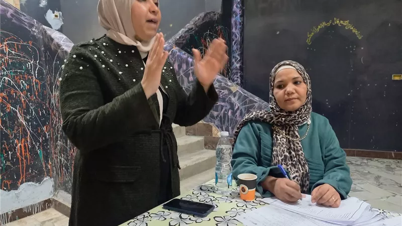 انطلاق مشروع تدوير مخلفات الموز وصناعة منتجات منه بقرية دندرة بقنا 